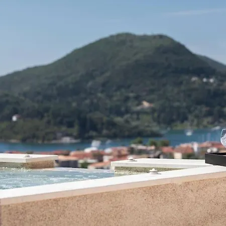 Feline With An Incredible Sea View Villa *