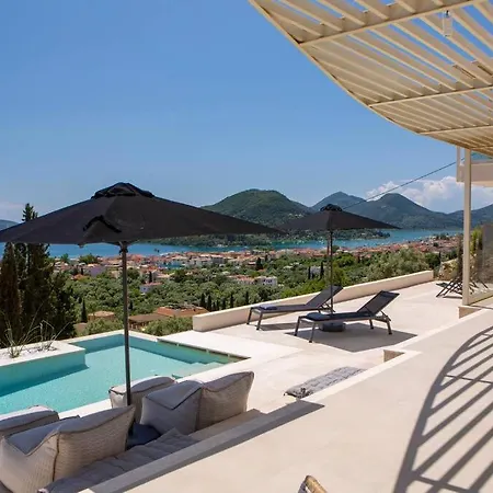 Feline With An Incredible Sea View Villa *