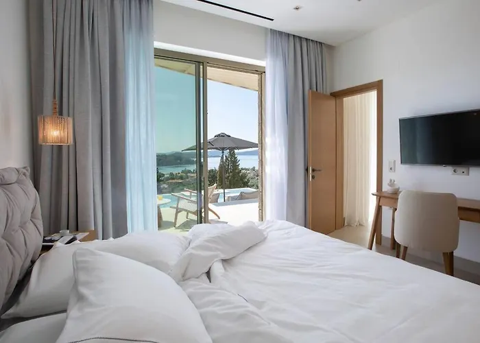 Villa Feline With An Incredible Sea View