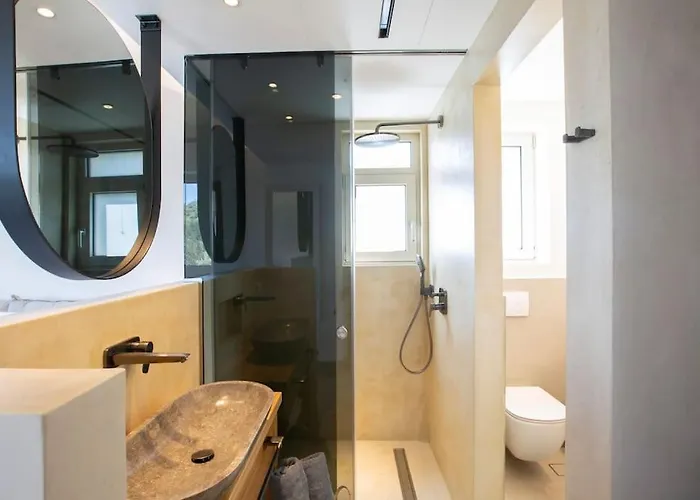 Villa Feline With An Incredible Sea View * نيدري